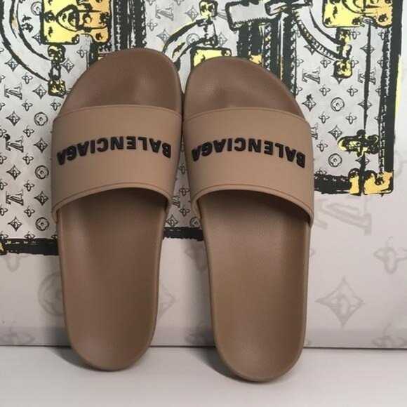 New Authentic Balenciaga Pool Slides | Effortless Style, Iconic Comfort - Picture 8 of 9